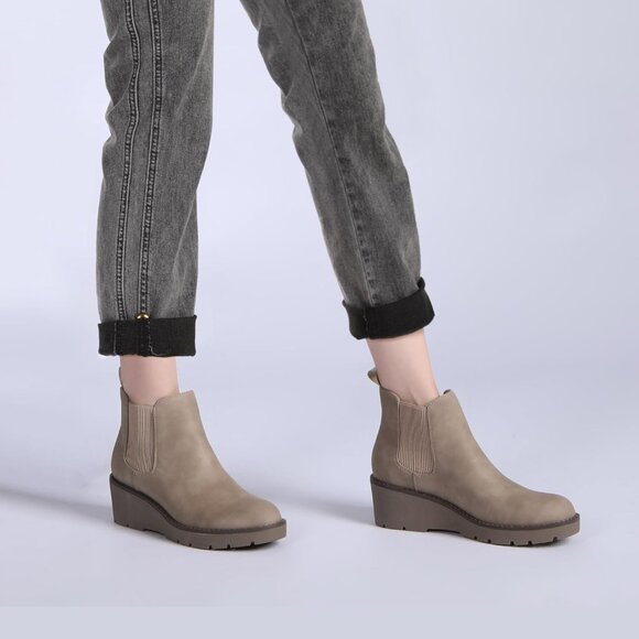 Athlefit Women Khaki Chelsea Wedge Platform Slip on Lug Sole Elastic Ankle Boot - Picture 7 of 7